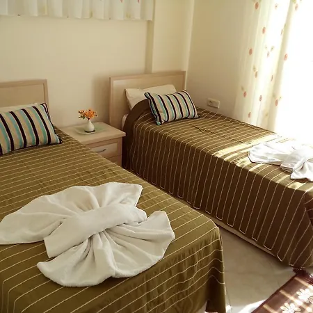 Oasis Lettings A14 *