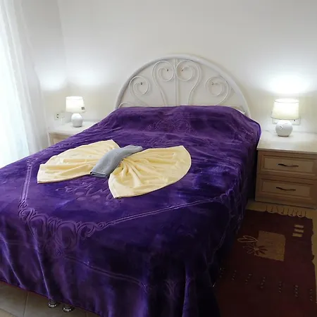 Oasis Lettings A14 Villa