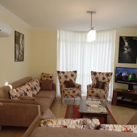Oasis Lettings A14 *