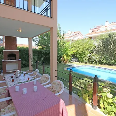 Oasis Lettings A14 *