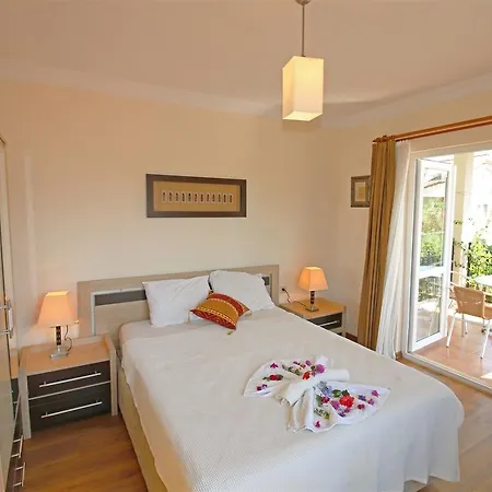 Oasis Lettings A14 *