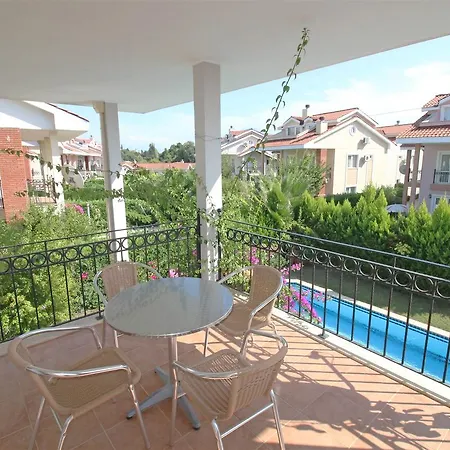 Oasis Lettings A14 *