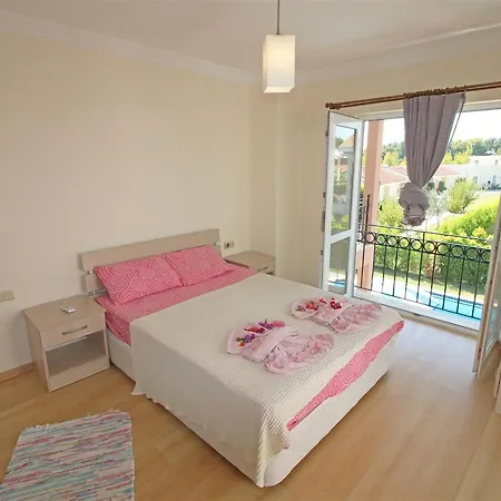 Oasis Lettings A14 Villa *