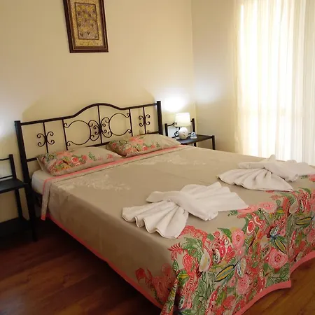 Vila Oasis Lettings A14 *