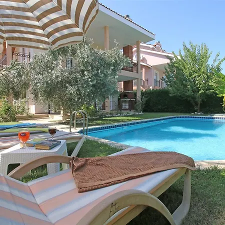 Vila Oasis Lettings A14